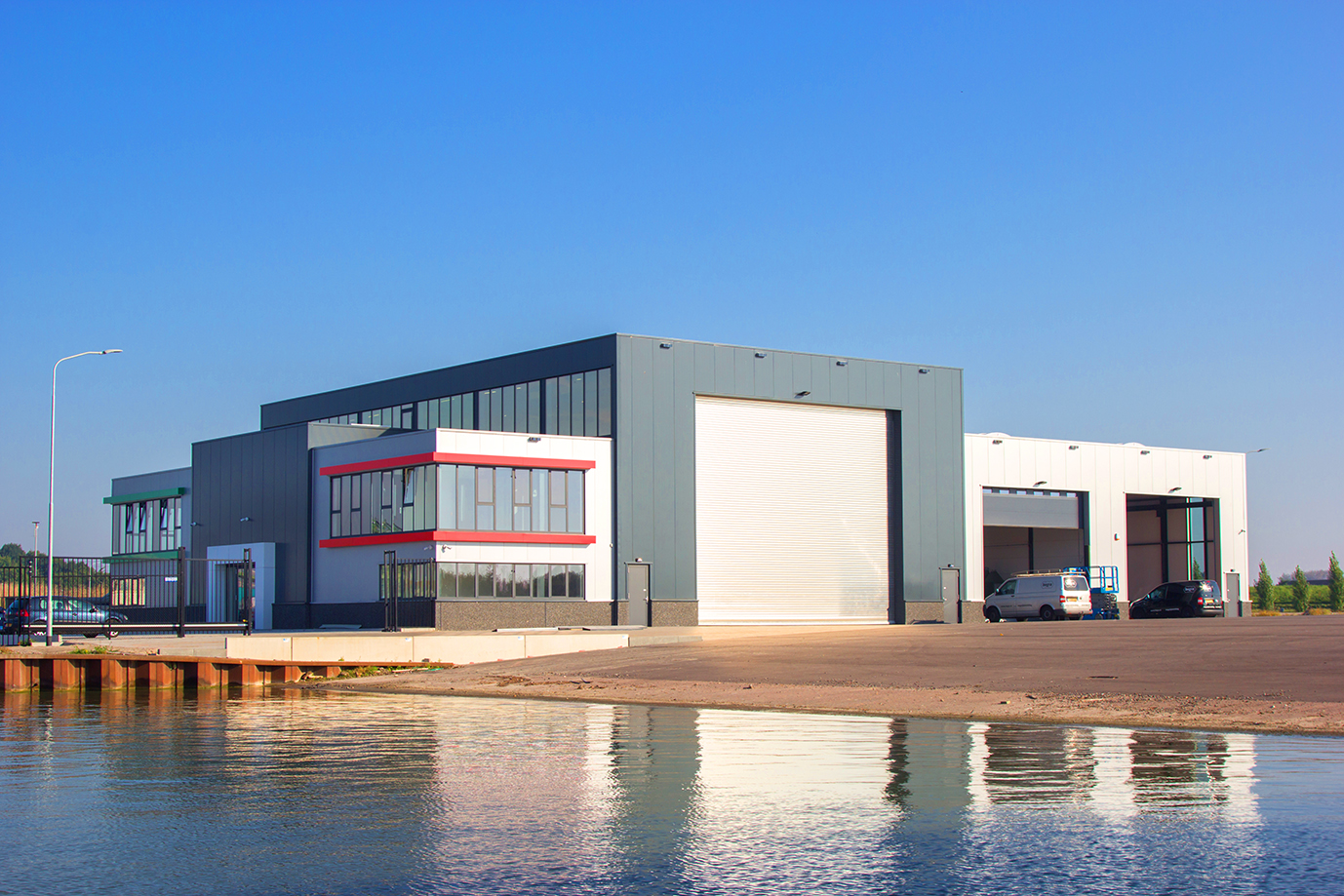 Ooms - Nieuwbouw Bedrijfsruimte En Kantoor Habbeké Shipyard